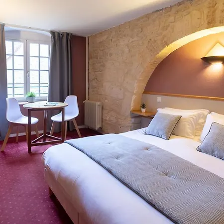 Hotel Des Recollets 2*