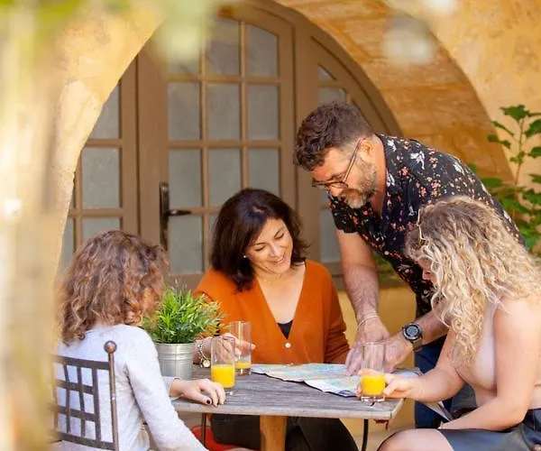 מלון Des Recollets סרלה-לה קנדה